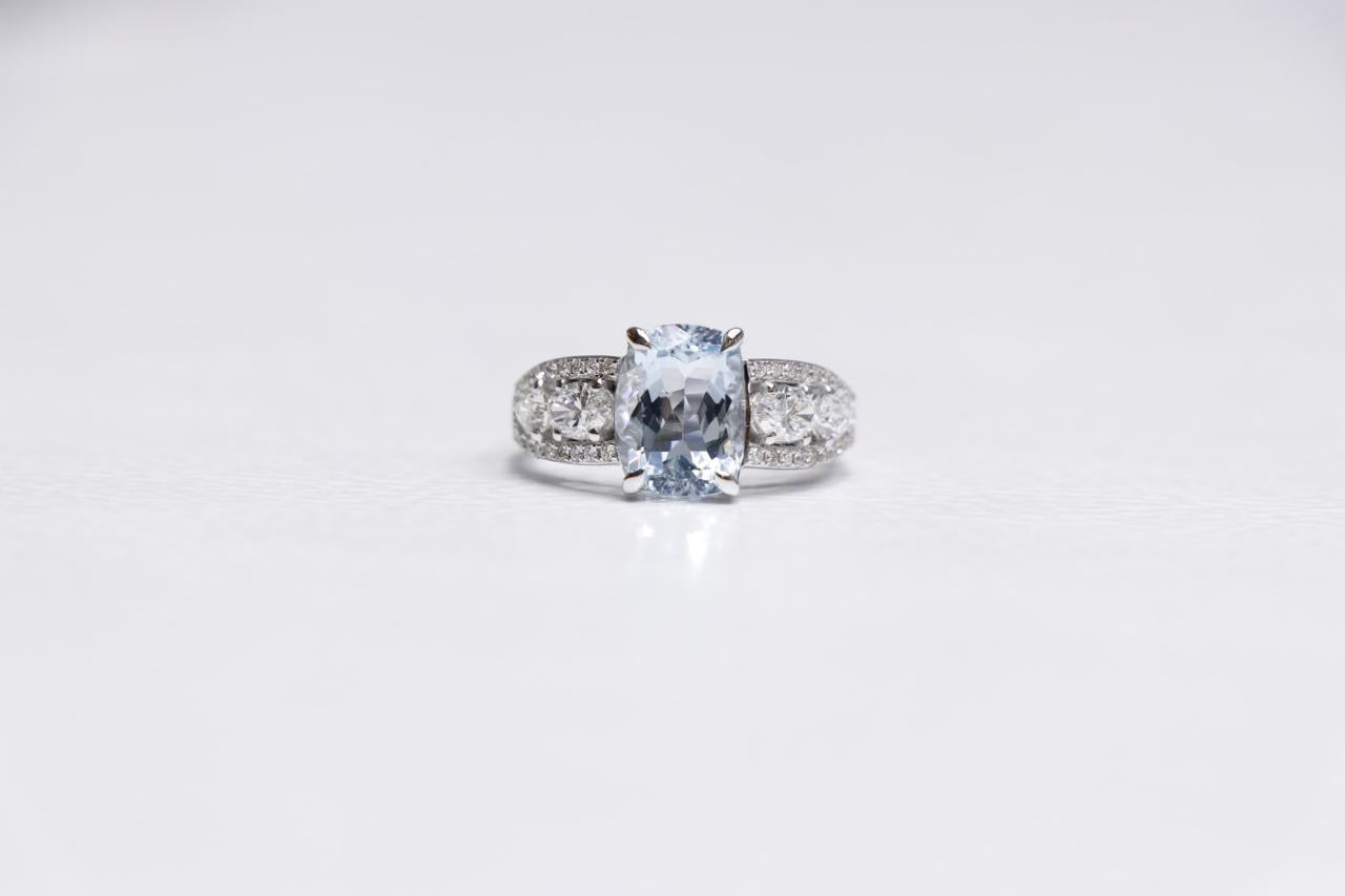 Ring Aquamarine and Diamond 18k White Gold 1.87 ct